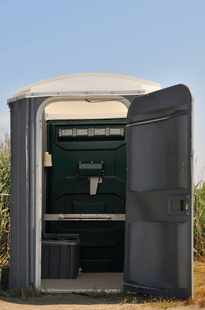 Best Wedding porta potty rental  in Desnso, CA