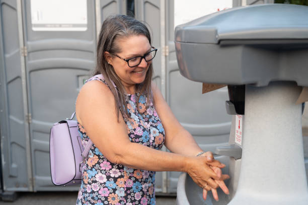 Best Luxury portable toilet rental  in Desnso, CA
